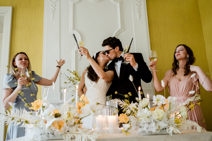 Jak wybrać dobrego fotografa ślubnego – poradnik dla przyszłych Par Młodych